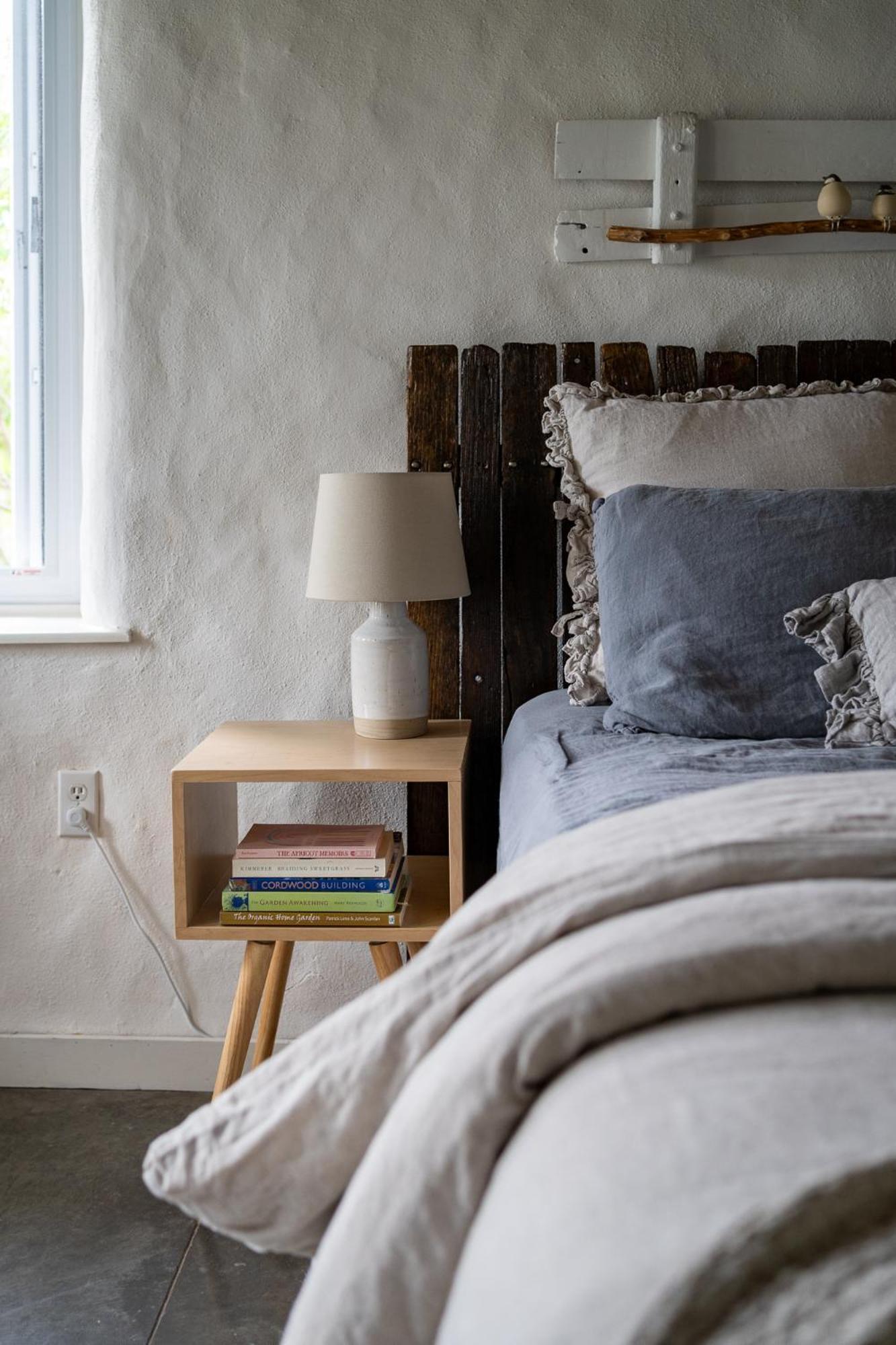 Owl'S Nest Suites Carrying Place Екстериор снимка